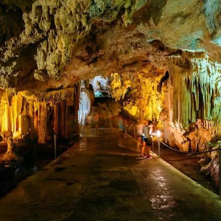 Villa Pueblo Andaluz