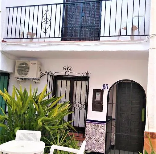 Pueblo Andaluz Вилла